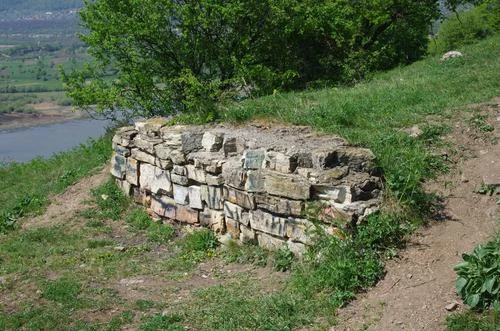 Cetatea Dacica Petrodava