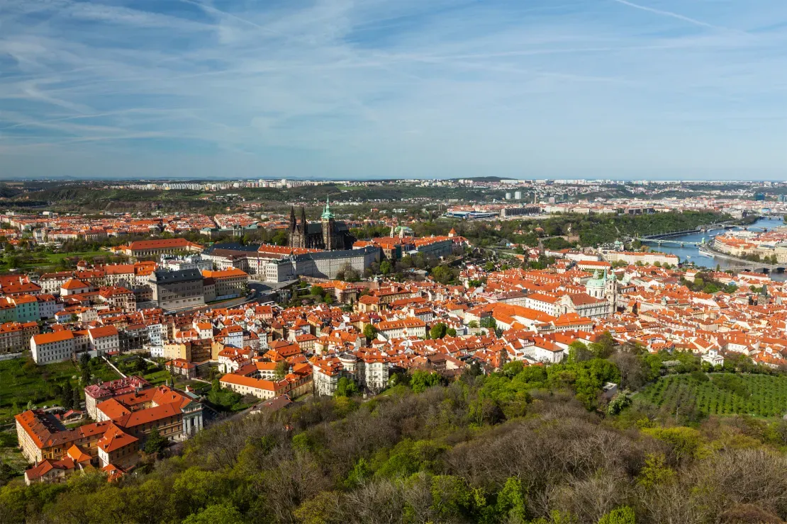 Despre Praga  vedere aeriana hradcany catedrala sfantul vitus praga